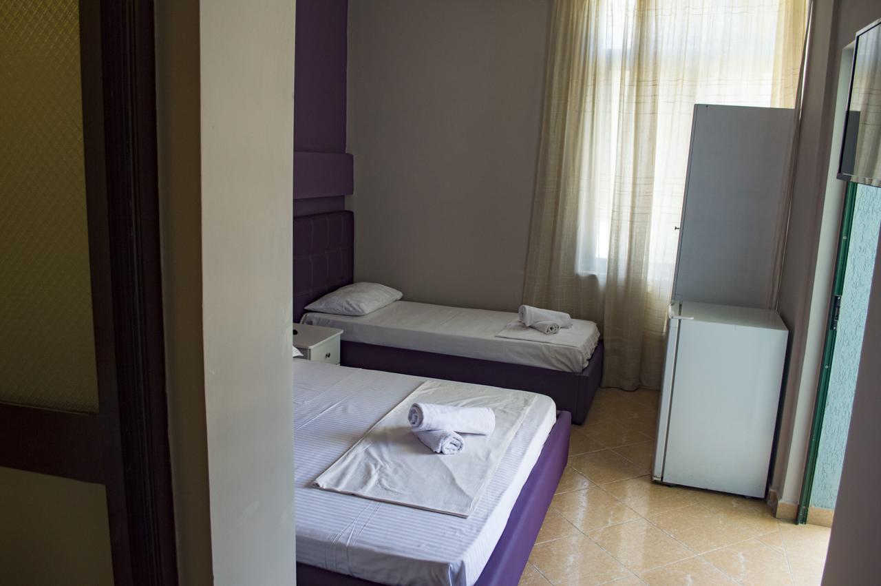 Hotel Riviera Durres Exterior photo